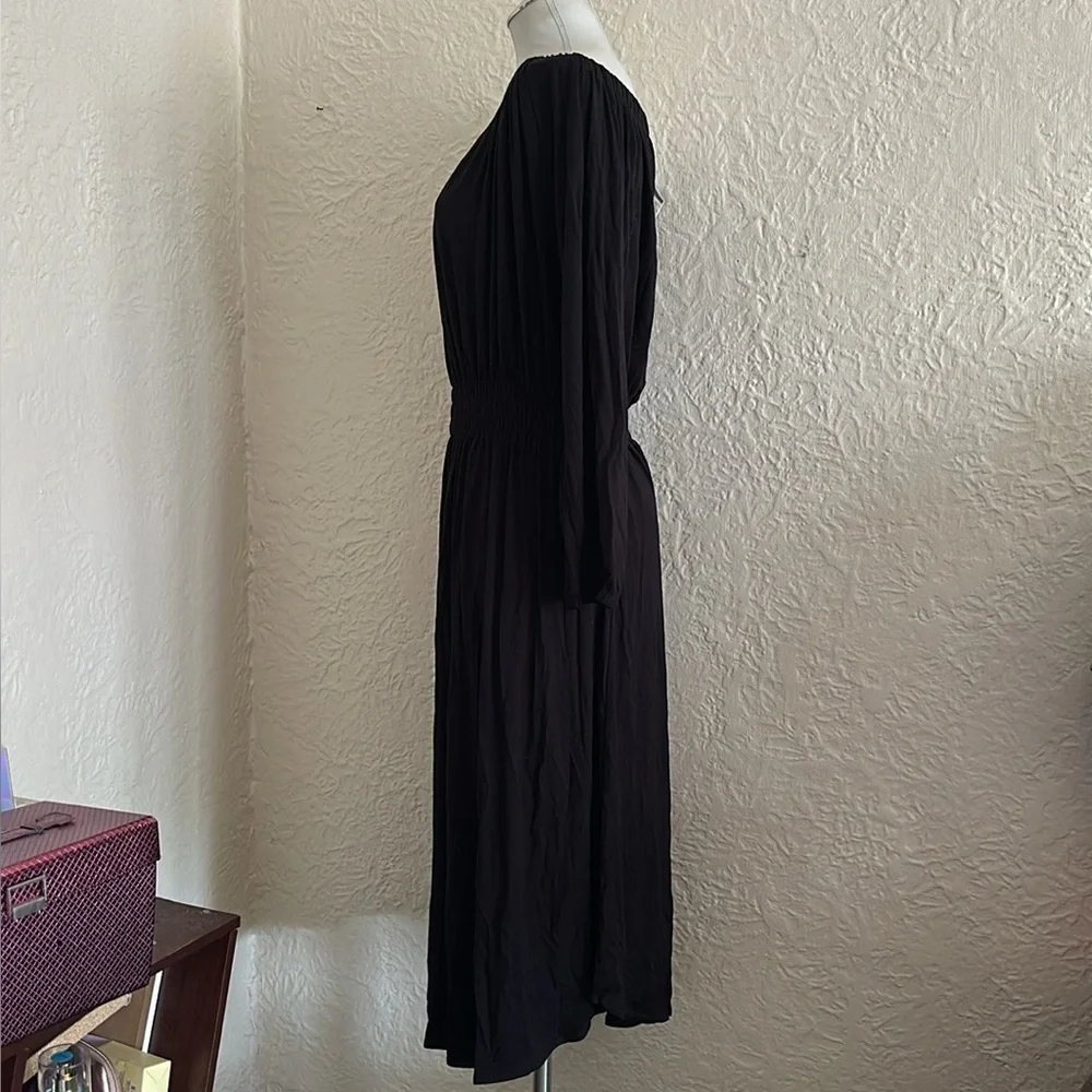 Ann Taylor Black Off the Shoulders Smocked Jersey Dress Large NWT - Picture 3 of 8